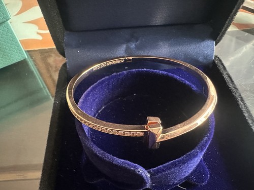 Bracciale con cerniera